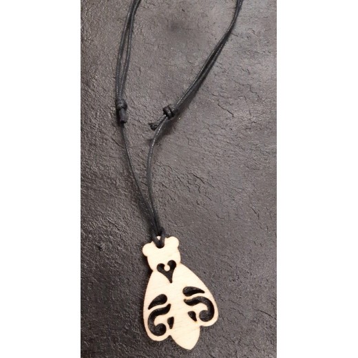Cicada Shaped Wooden Essential Oil Diffuser Necklace