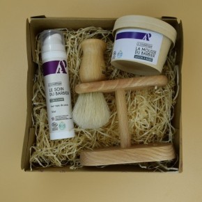 Shaving gift box